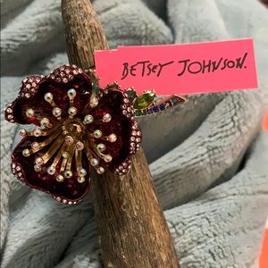 Betsey Johnson Surreal Forest Flower Ring